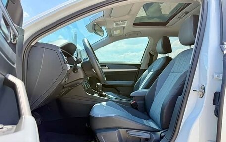 Volkswagen Lavida, 2024 год, 1 920 000 рублей, 14 фотография