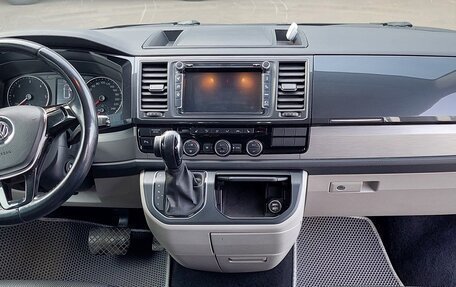 Volkswagen Caravelle T6 рестайлинг, 2019 год, 3 095 000 рублей, 7 фотография