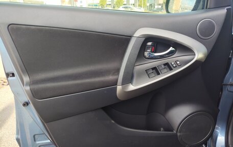 Toyota RAV4, 2011 год, 1 400 000 рублей, 17 фотография