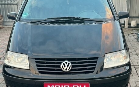 Volkswagen Sharan I рестайлинг, 2001 год, 350 000 рублей, 1 фотография