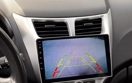 Hyundai Solaris II рестайлинг, 2012 год, 779 000 рублей, 22 фотография