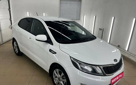KIA Rio III рестайлинг, 2013 год, 898 000 рублей, 1 фотография