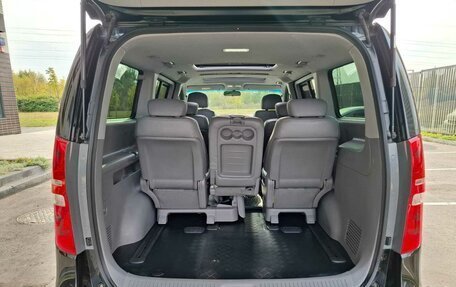 Hyundai Grand Starex Grand Starex I рестайлинг 2, 2012 год, 1 890 000 рублей, 23 фотография