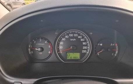 Hyundai Grand Starex Grand Starex I рестайлинг 2, 2012 год, 1 890 000 рублей, 37 фотография