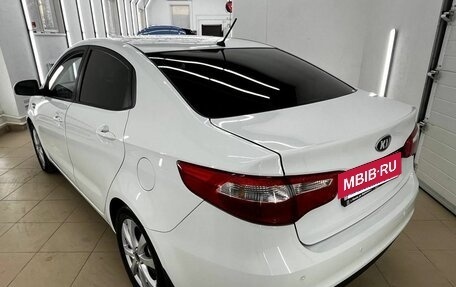 KIA Rio III рестайлинг, 2013 год, 898 000 рублей, 3 фотография
