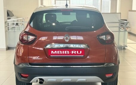 Renault Kaptur I рестайлинг, 2016 год, 1 120 000 рублей, 5 фотография