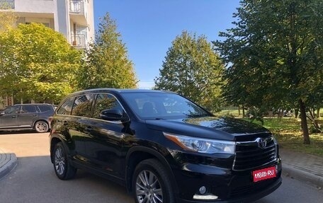 Toyota Highlander III, 2014 год, 2 230 000 рублей, 1 фотография