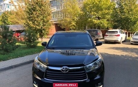 Toyota Highlander III, 2014 год, 2 230 000 рублей, 6 фотография