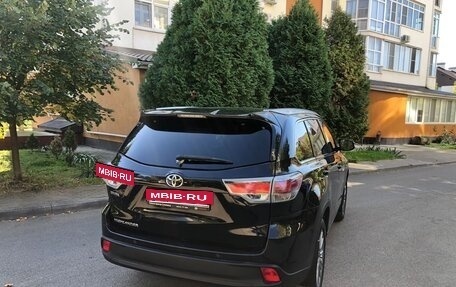 Toyota Highlander III, 2014 год, 2 230 000 рублей, 3 фотография