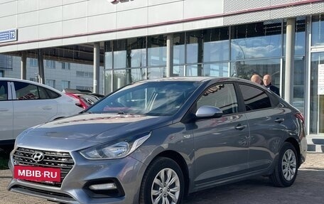 Hyundai Solaris II рестайлинг, 2018 год, 1 290 000 рублей, 2 фотография
