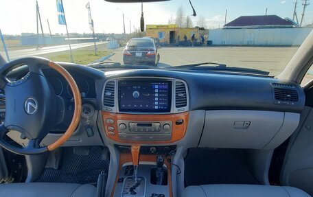 Lexus LX II, 2003 год, 2 250 000 рублей, 25 фотография