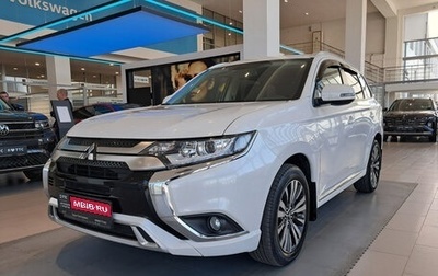 Mitsubishi Outlander III рестайлинг 3, 2022 год, 2 699 000 рублей, 1 фотография