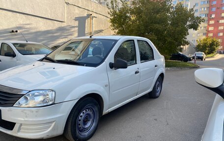 Renault Logan I, 2015 год, 400 000 рублей, 2 фотография