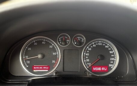 Volkswagen Passat B5+ рестайлинг, 2002 год, 315 000 рублей, 23 фотография