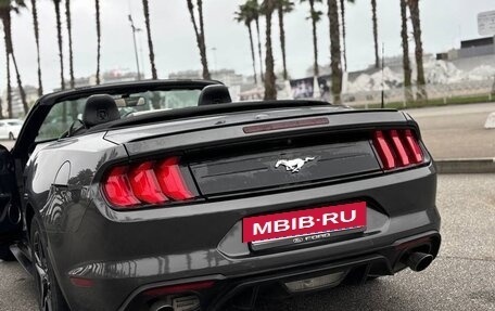Ford Mustang VI рестайлинг, 2018 год, 2 799 000 рублей, 2 фотография