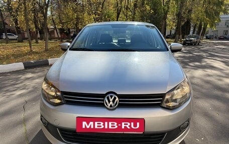 Volkswagen Polo VI (EU Market), 2012 год, 710 000 рублей, 3 фотография