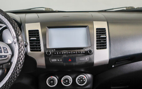 Mitsubishi Outlander III рестайлинг 3, 2007 год, 1 169 000 рублей, 16 фотография