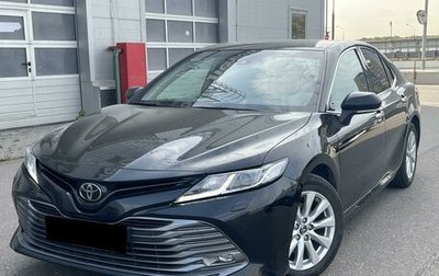 Toyota Camry, 2020 год, 2 399 000 рублей, 1 фотография