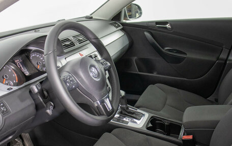 Volkswagen Passat B6, 2008 год, 695 000 рублей, 10 фотография
