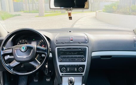 Skoda Octavia, 2011 год, 940 000 рублей, 20 фотография