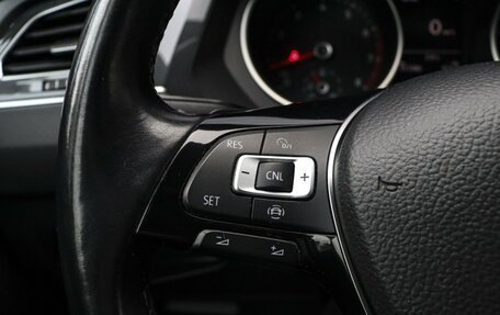 Volkswagen Tiguan II, 2019 год, 1 890 000 рублей, 8 фотография