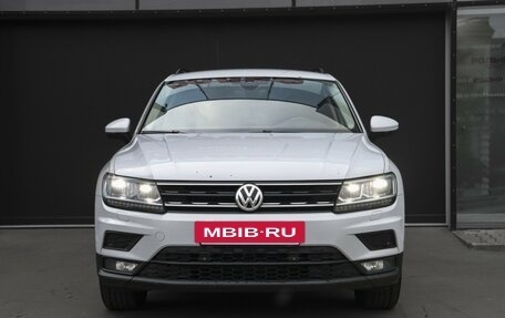 Volkswagen Tiguan II, 2019 год, 1 890 000 рублей, 15 фотография