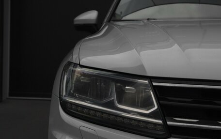 Volkswagen Tiguan II, 2019 год, 1 890 000 рублей, 20 фотография
