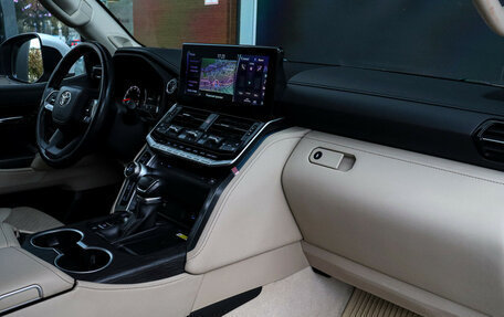 Toyota Land Cruiser, 2021 год, 9 990 000 рублей, 7 фотография