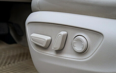 Toyota Land Cruiser, 2021 год, 9 990 000 рублей, 19 фотография