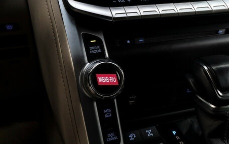Toyota Land Cruiser, 2021 год, 9 990 000 рублей, 22 фотография