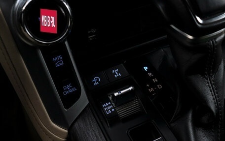 Toyota Land Cruiser, 2021 год, 9 990 000 рублей, 21 фотография