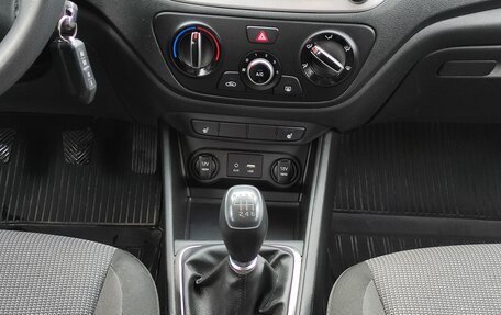 Hyundai Solaris II рестайлинг, 2018 год, 1 049 000 рублей, 11 фотография