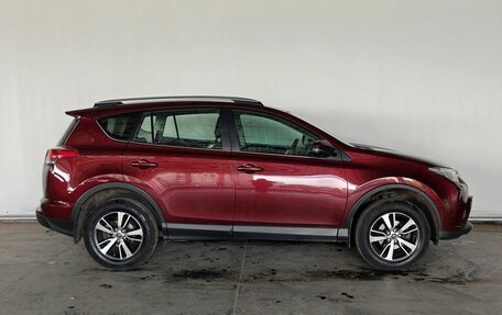 Toyota RAV4, 2017 год, 2 140 000 рублей, 4 фотография
