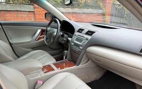 Toyota Camry, 2008 год, 1 000 000 рублей, 6 фотография