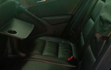 Volkswagen Tiguan I, 2010 год, 1 300 000 рублей, 2 фотография