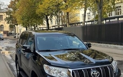 Toyota Land Cruiser Prado 150 рестайлинг 2, 2021 год, 6 000 000 рублей, 1 фотография