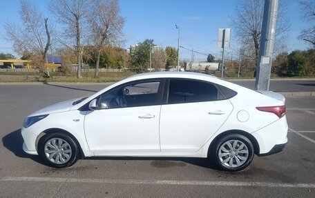 Hyundai Solaris II рестайлинг, 2020 год, 1 350 000 рублей, 6 фотография