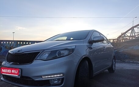 KIA Rio III рестайлинг, 2015 год, 999 000 рублей, 1 фотография