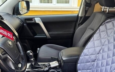 Toyota Land Cruiser Prado 150 рестайлинг 2, 2021 год, 6 000 000 рублей, 11 фотография