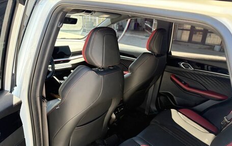 Geely Coolray I, 2024 год, 2 450 000 рублей, 6 фотография