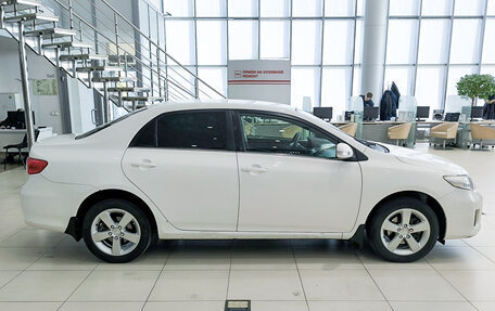 Toyota Corolla, 2011 год, 899 000 рублей, 8 фотография
