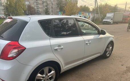KIA cee'd I рестайлинг, 2012 год, 800 000 рублей, 5 фотография