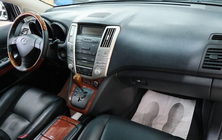Lexus RX II рестайлинг, 2004 год, 1 849 000 рублей, 20 фотография