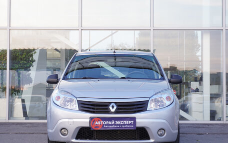 Renault Sandero I, 2013 год, 499 000 рублей, 2 фотография