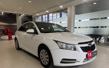 Chevrolet Cruze II, 2012 год, 715 000 рублей, 3 фотография