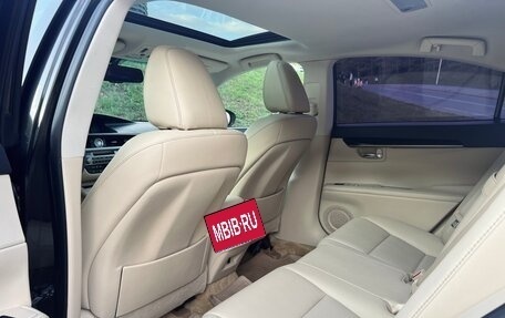 Lexus ES VII, 2013 год, 1 730 000 рублей, 23 фотография