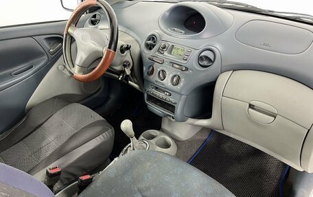 Toyota Yaris I рестайлинг, 2002 год, 350 000 рублей, 13 фотография