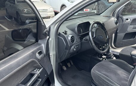 Ford Fusion I, 2005 год, 500 000 рублей, 7 фотография