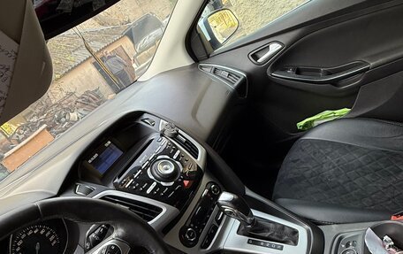 Ford Focus III, 2013 год, 900 000 рублей, 2 фотография
