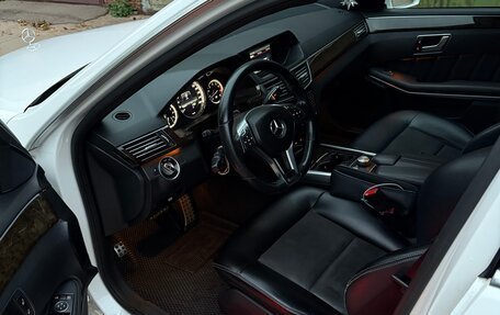 Mercedes-Benz E-Класс, 2013 год, 1 355 000 рублей, 7 фотография